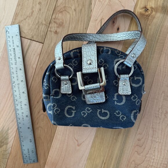 Little Guess Handbag - Picture 1 of 8